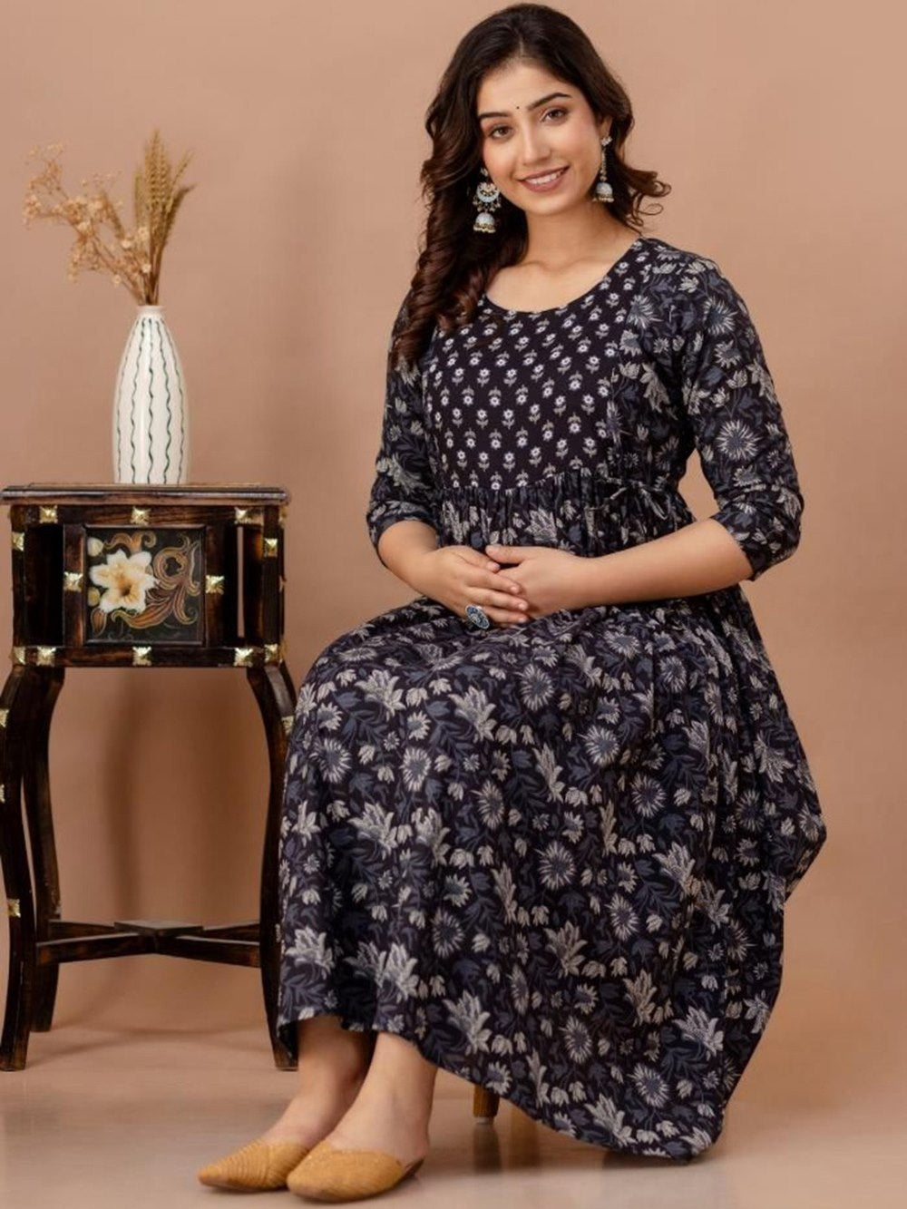 Saanvi Stunning Floral Printed Round Neck Cotton Fit & Flare Maternity Midi Dress