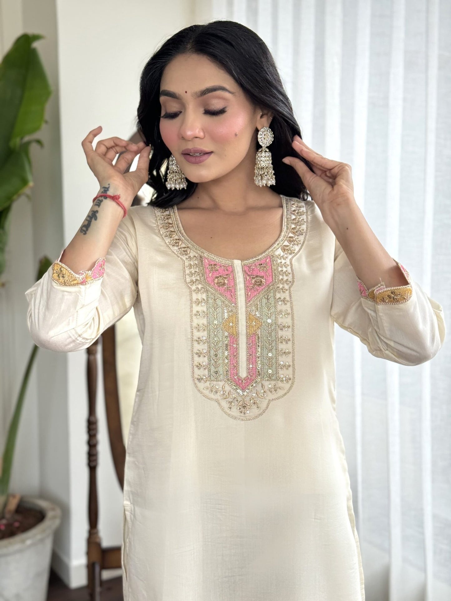 Suhaani Ethnic Motifs Embroidered Floral Yoke Design Sequinned Straight Kurta with Trousers & Dupatta Kurtisthan