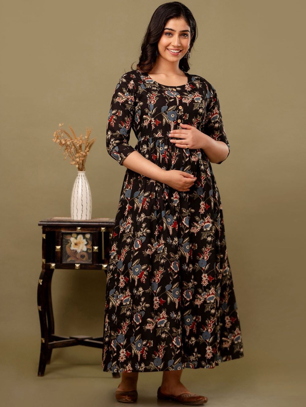 Leena Stunning Floral Printed Round Neck Cotton Fit & Flare Maternity Midi Dress