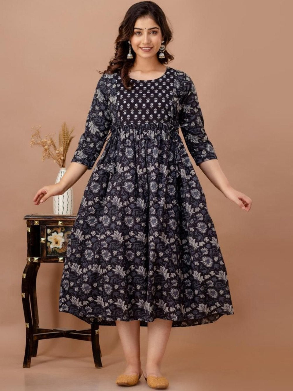 Saanvi Stunning Floral Printed Round Neck Cotton Fit & Flare Maternity Midi Dress